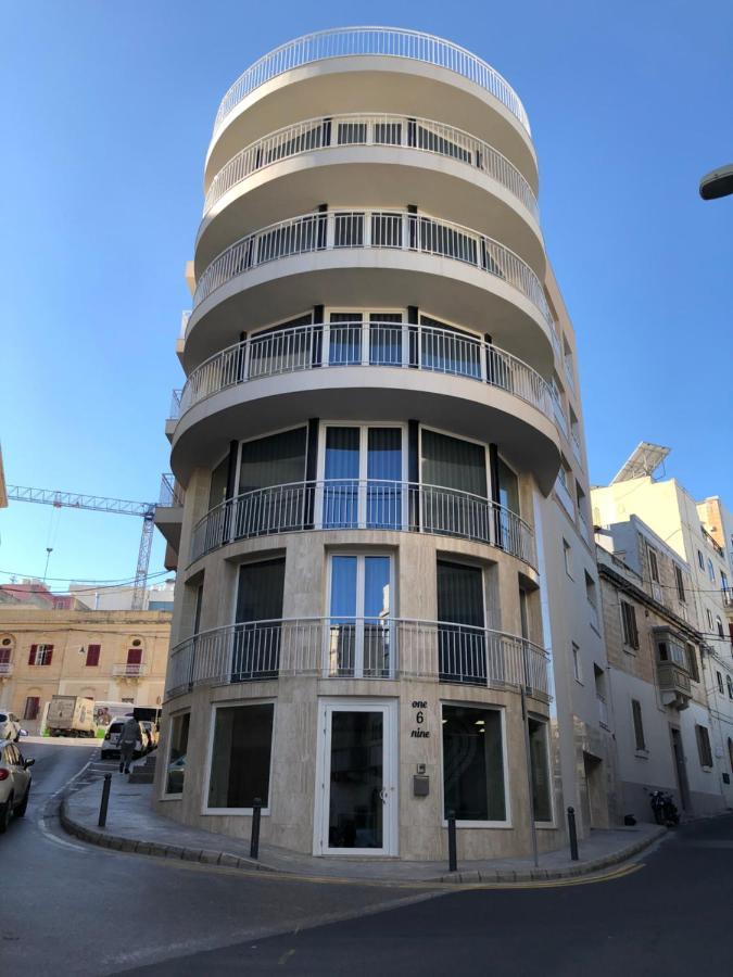 Village Point Apartments Слима Екстериор снимка