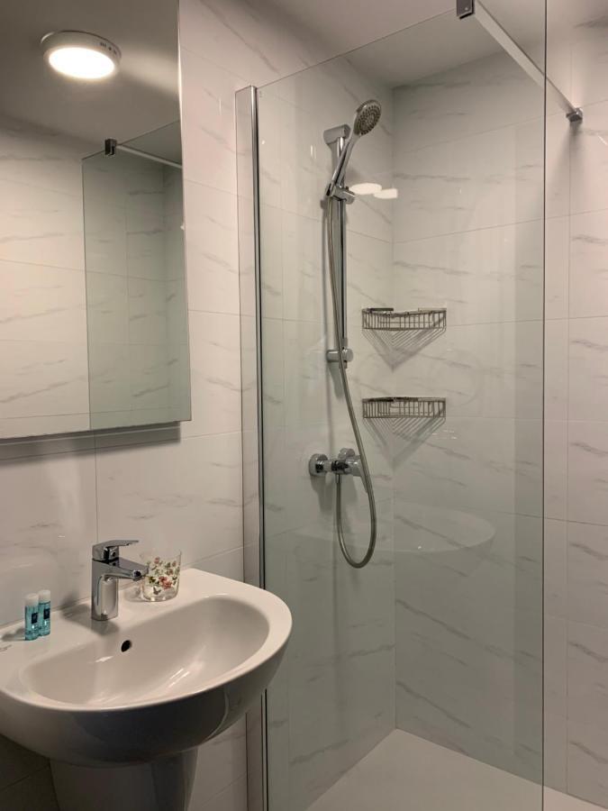 Village Point Apartments Слима Екстериор снимка