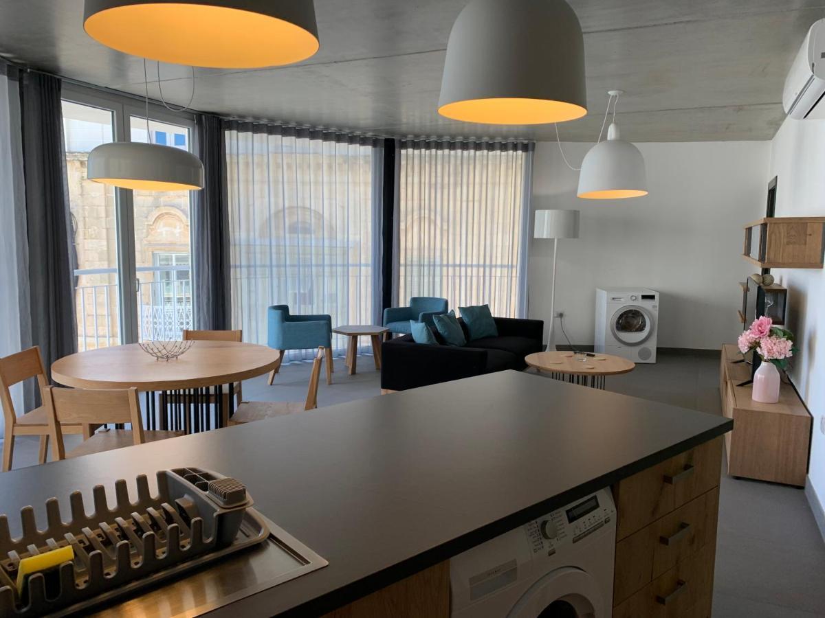 Village Point Apartments Слима Екстериор снимка